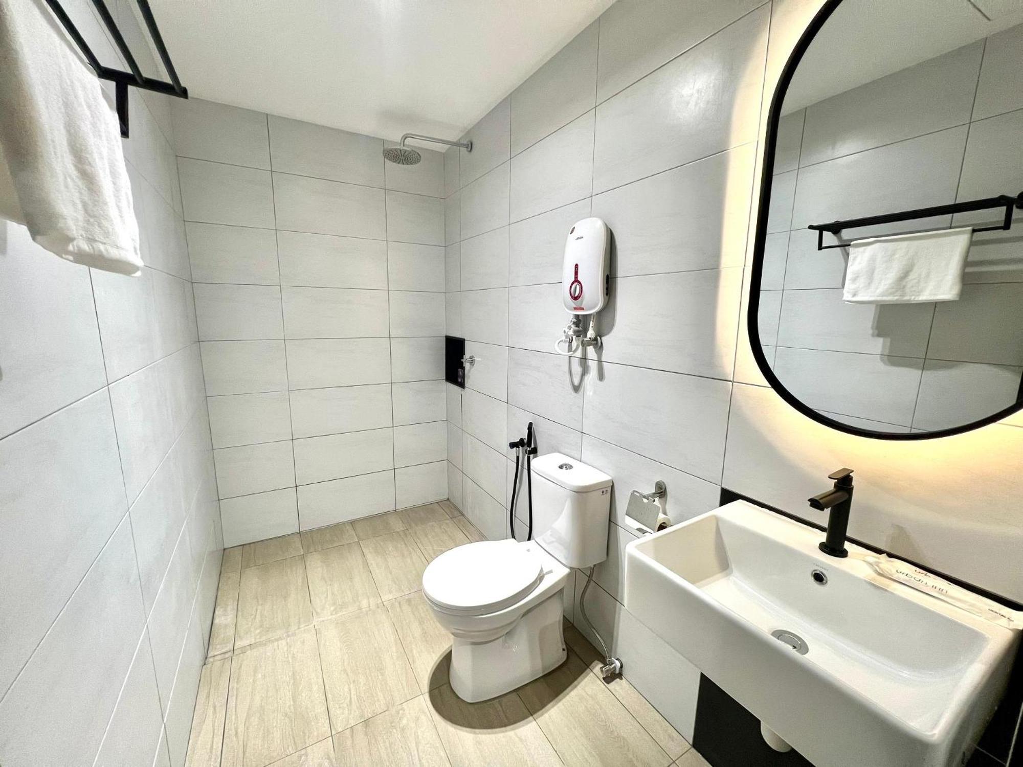 Urban Inn, Serai Wangi Padang Serai Kültér fotó