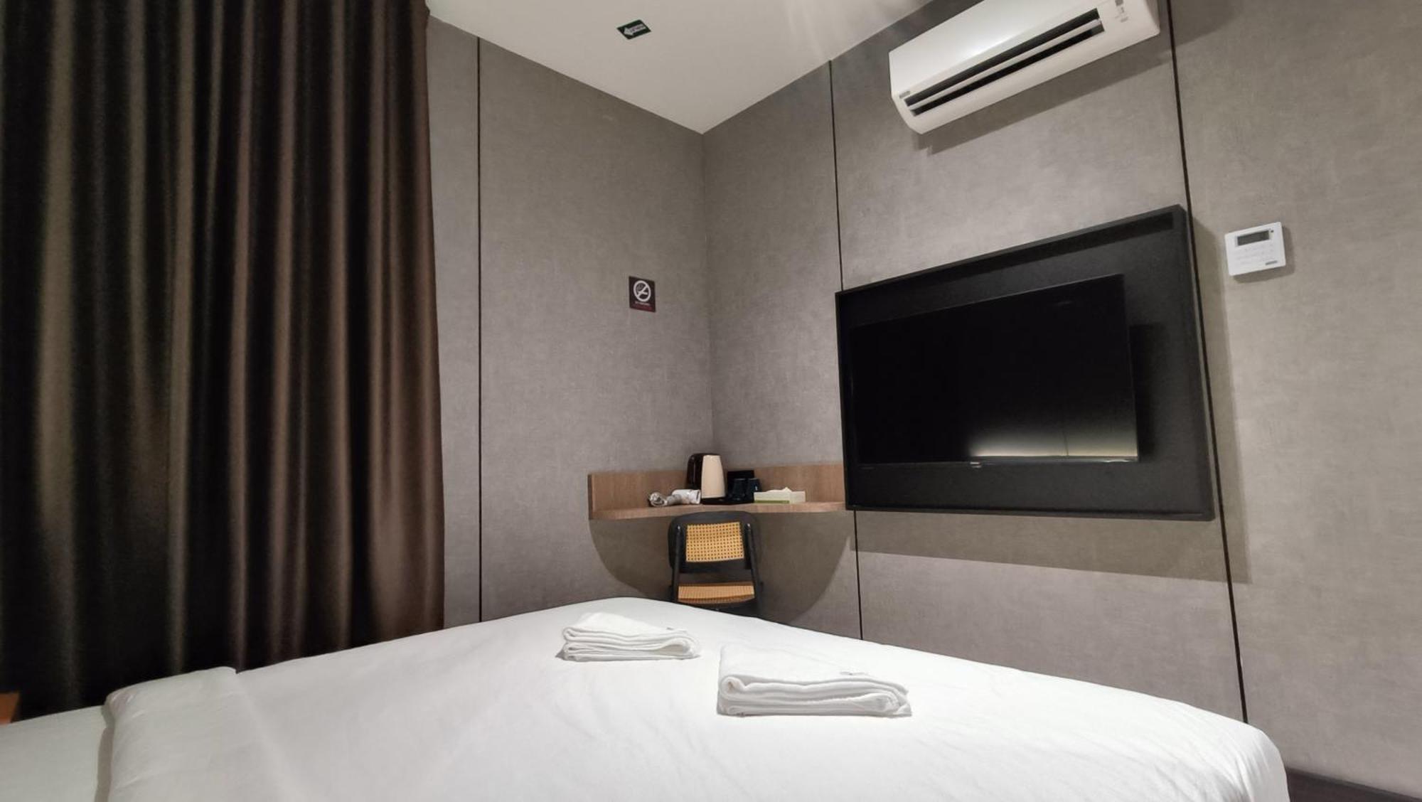 Urban Inn, Serai Wangi Padang Serai Kültér fotó